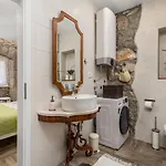 Villa Aurania *