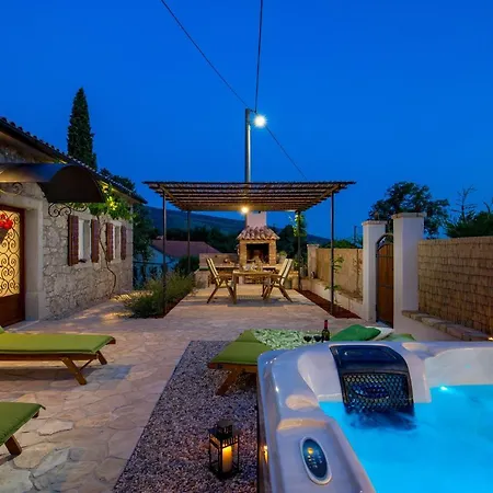 Aurania Villa Vranje